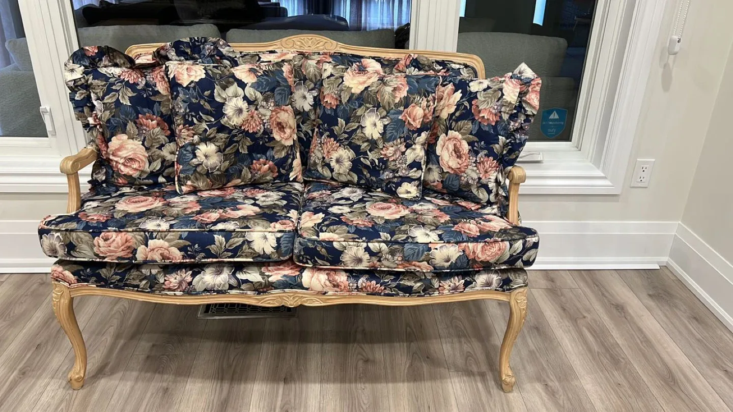 Floral Loveseat with Pillows