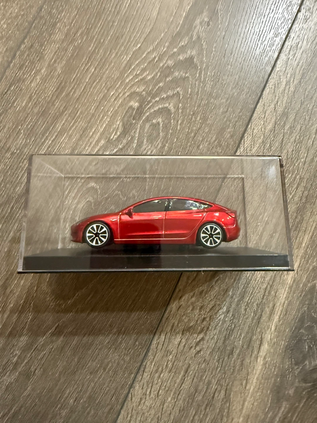 Tesla Model 3 Diecast Car - Red - photo 4