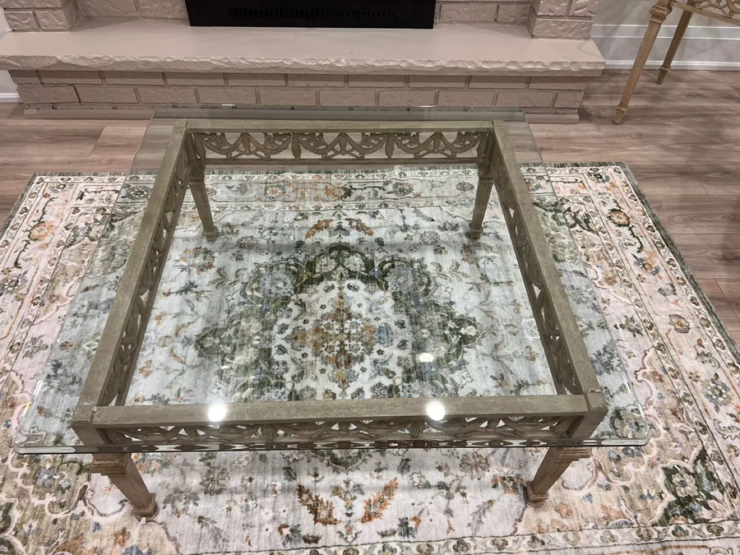 Glass Top Accent Table image indicator(5)