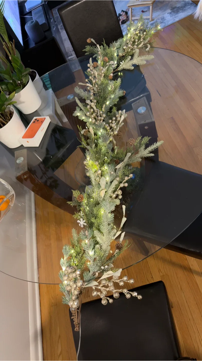 Christmas Garland with Lights 65” image indicator(5)