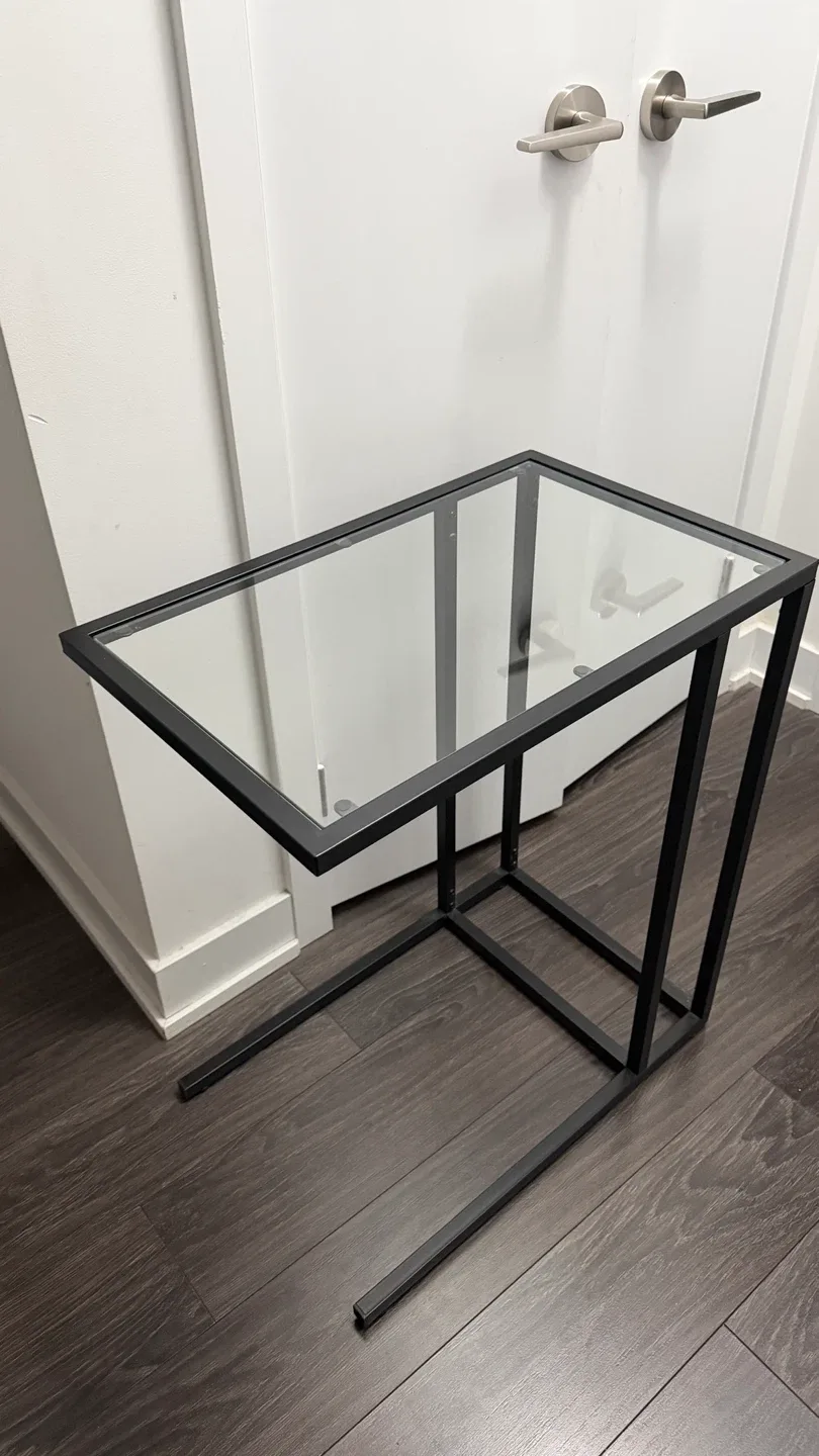 IKEA VITTSJÖ Laptop Stand / Bedside Table – Black image indicator(2)