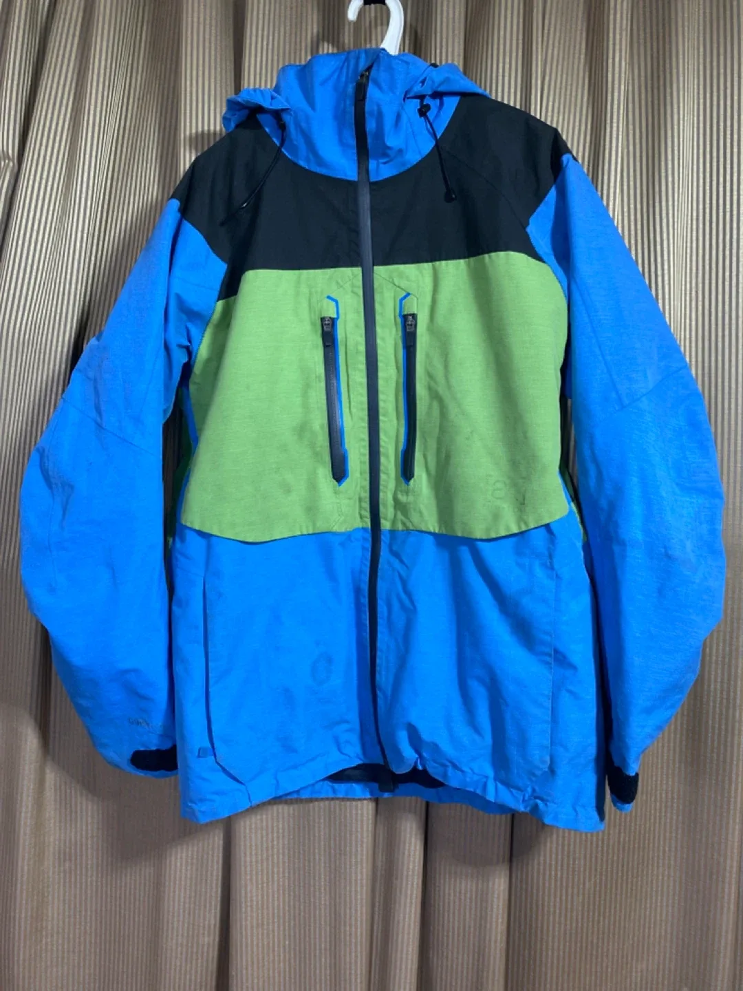 Burton [ak] Gore-Tex Performance Shell Jacket - Small