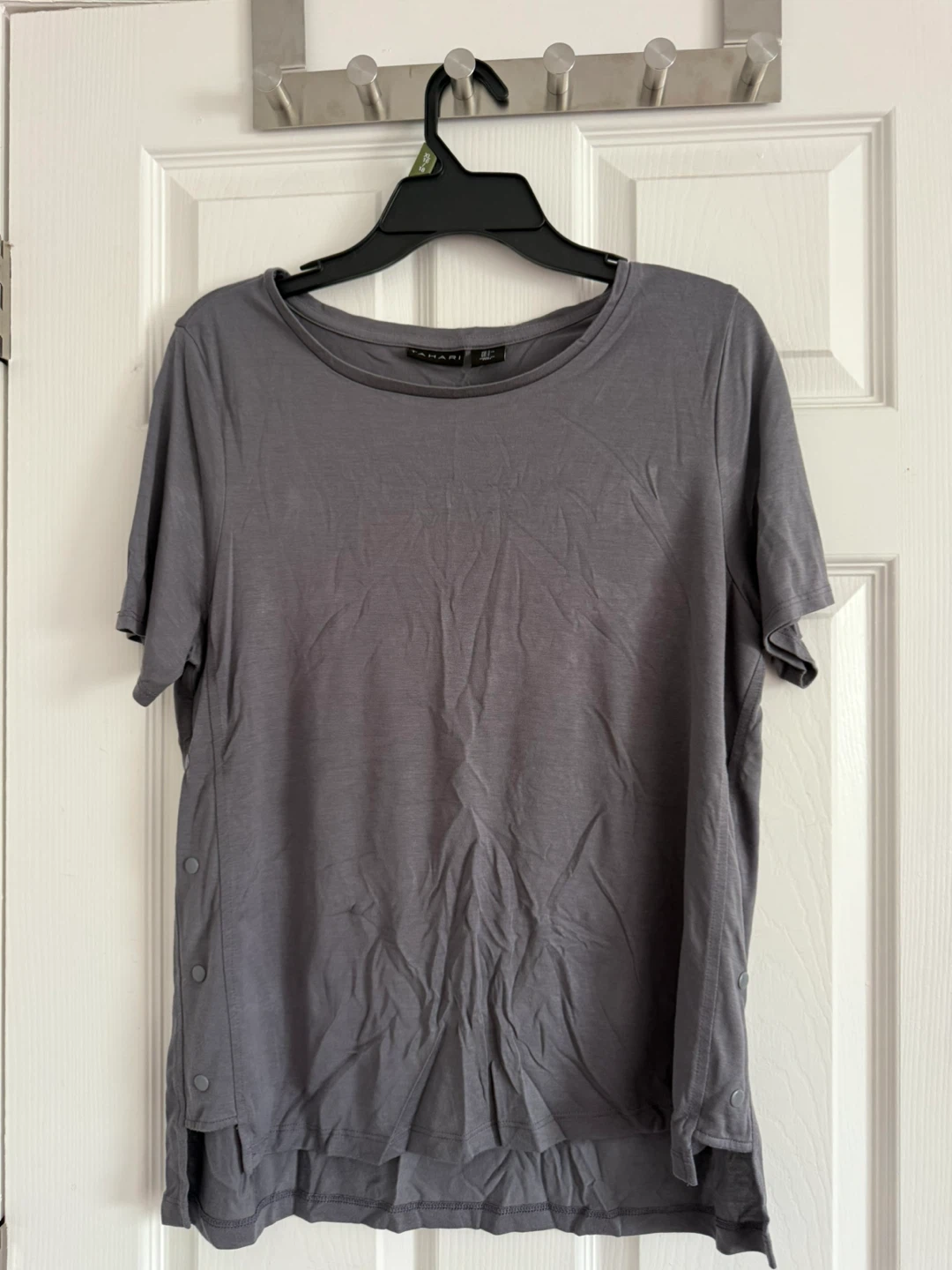 Tahari ASL Gray Button Detail T-Shirt - Size LP - photo 2