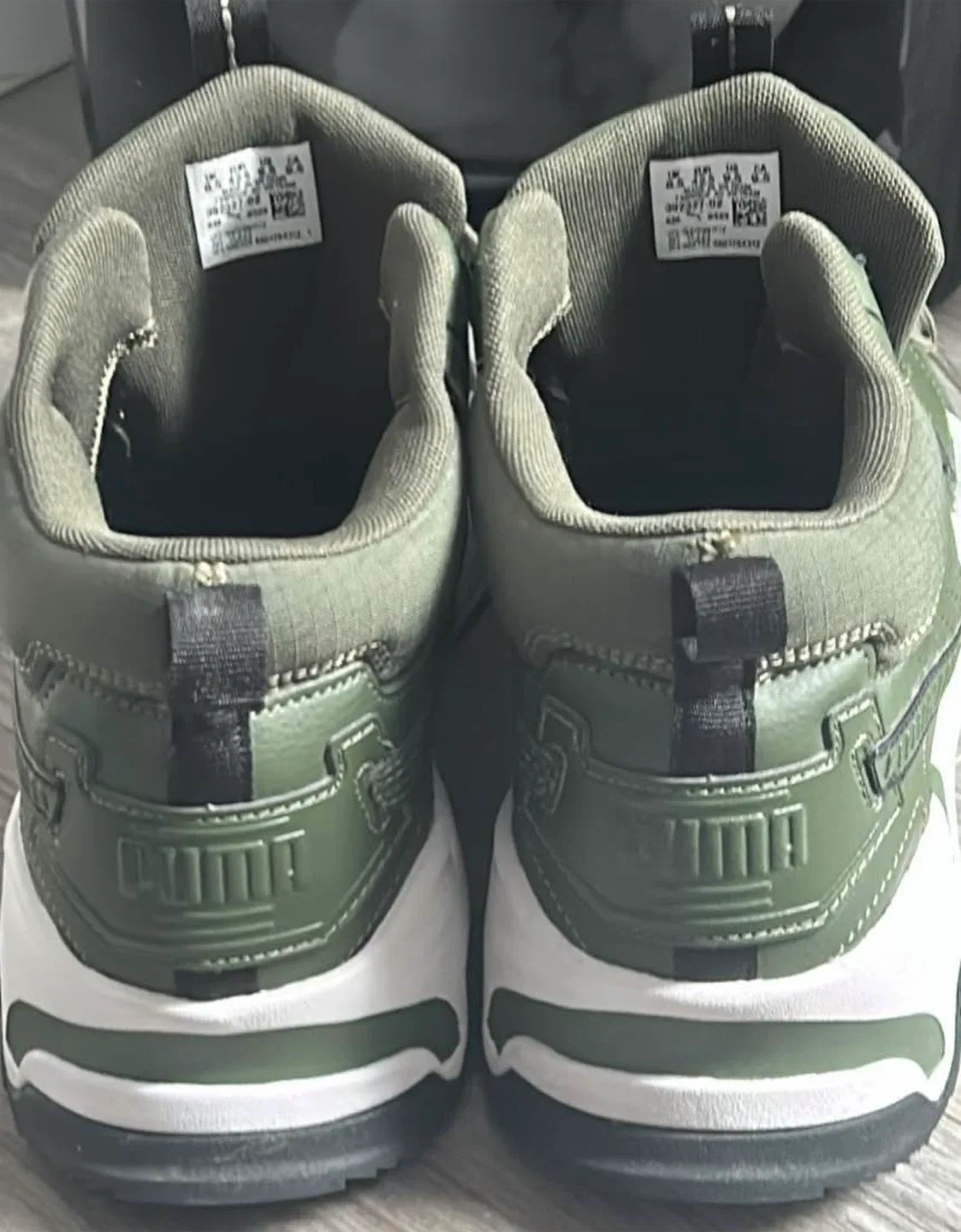 Puma 9.5 Green Sneakers image indicator(3)