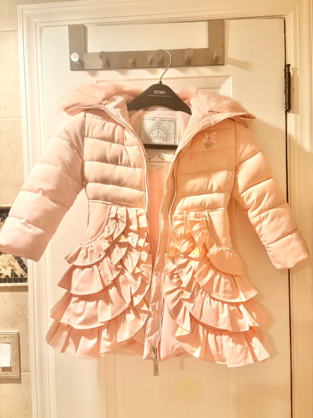 Le Chic Girls Pink Puffer Coat - Size 4-5 Girls, 104 cm