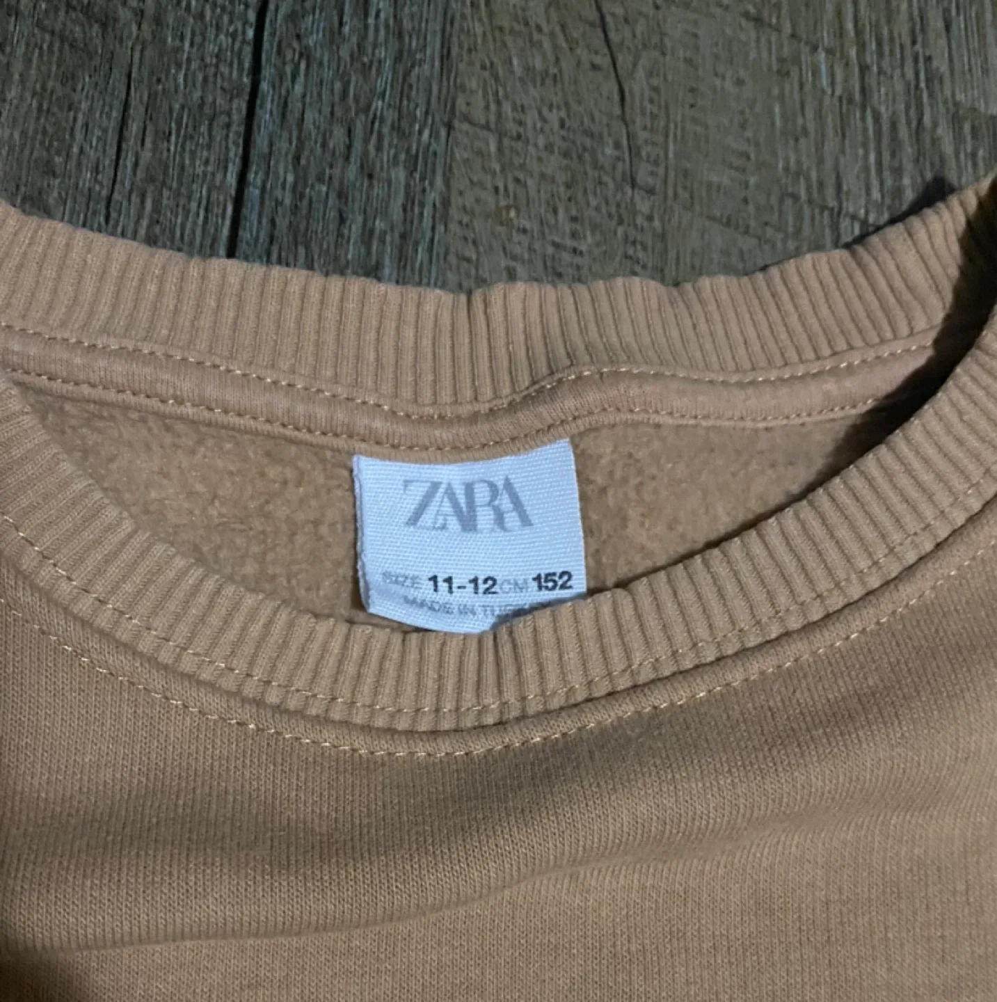 Zara Kids 'Happy Today' Top (Size 11-12) image indicator(3)