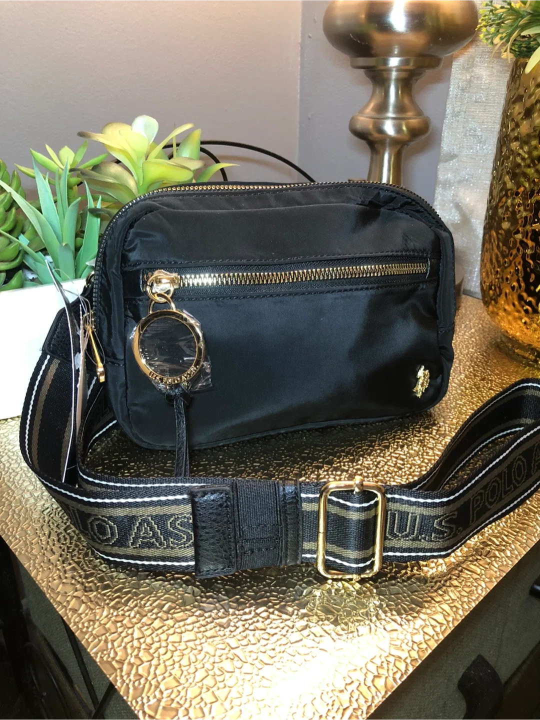 U.S. Polo Assn. Vaquera Black Belt Bag - New with Tags! image indicator(2)