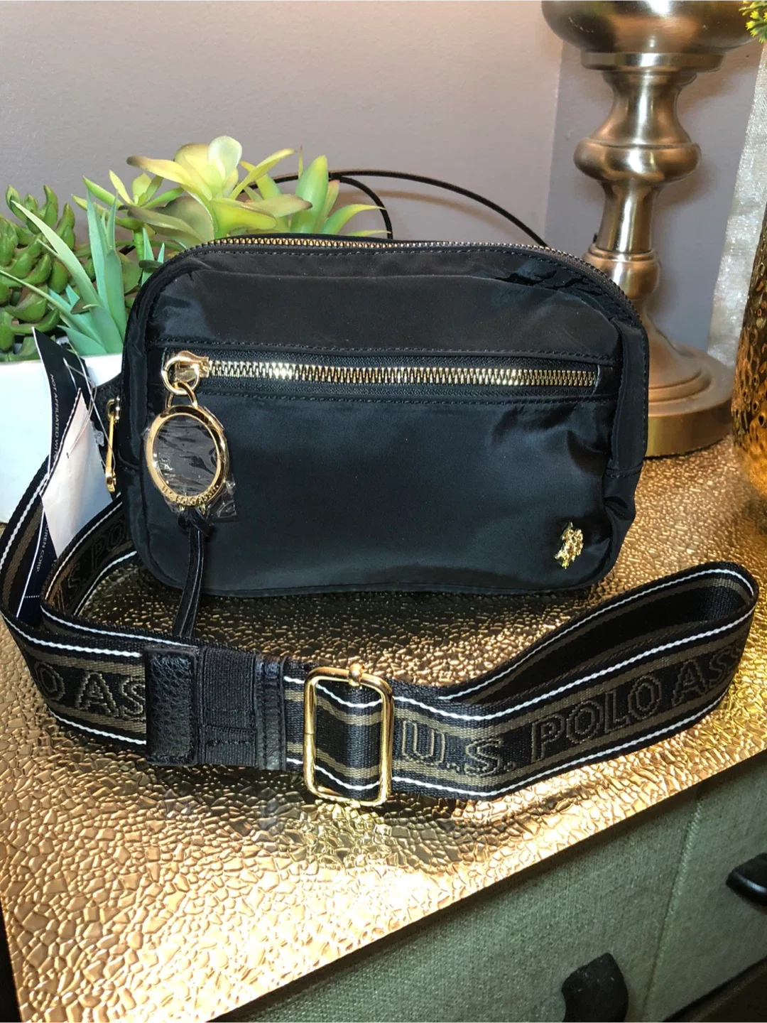 U.S. Polo Assn. Vaquera Black Belt Bag - New with Tags! image indicator(4)