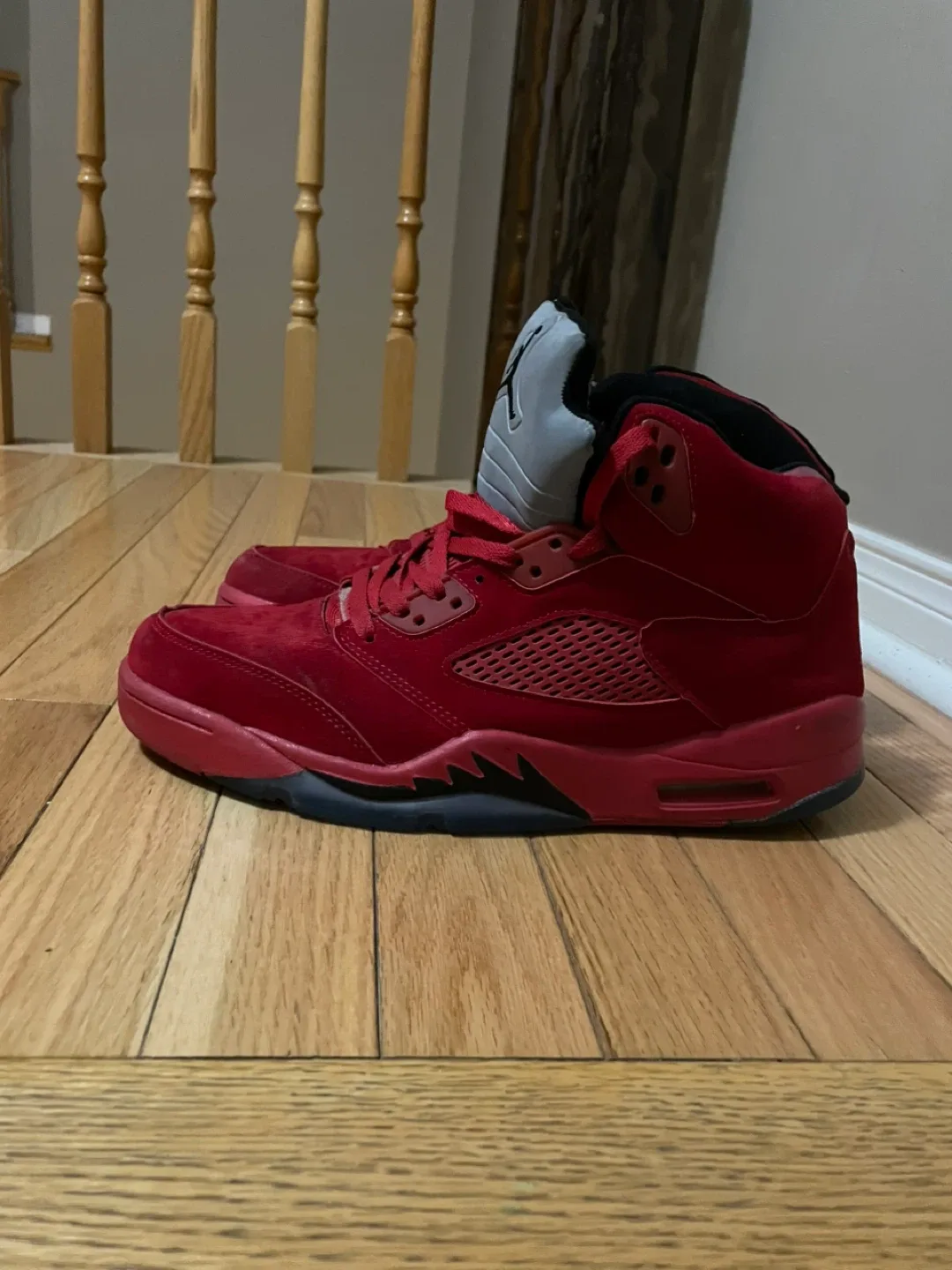 Air Jordan 5 Retro Raging Bull Red