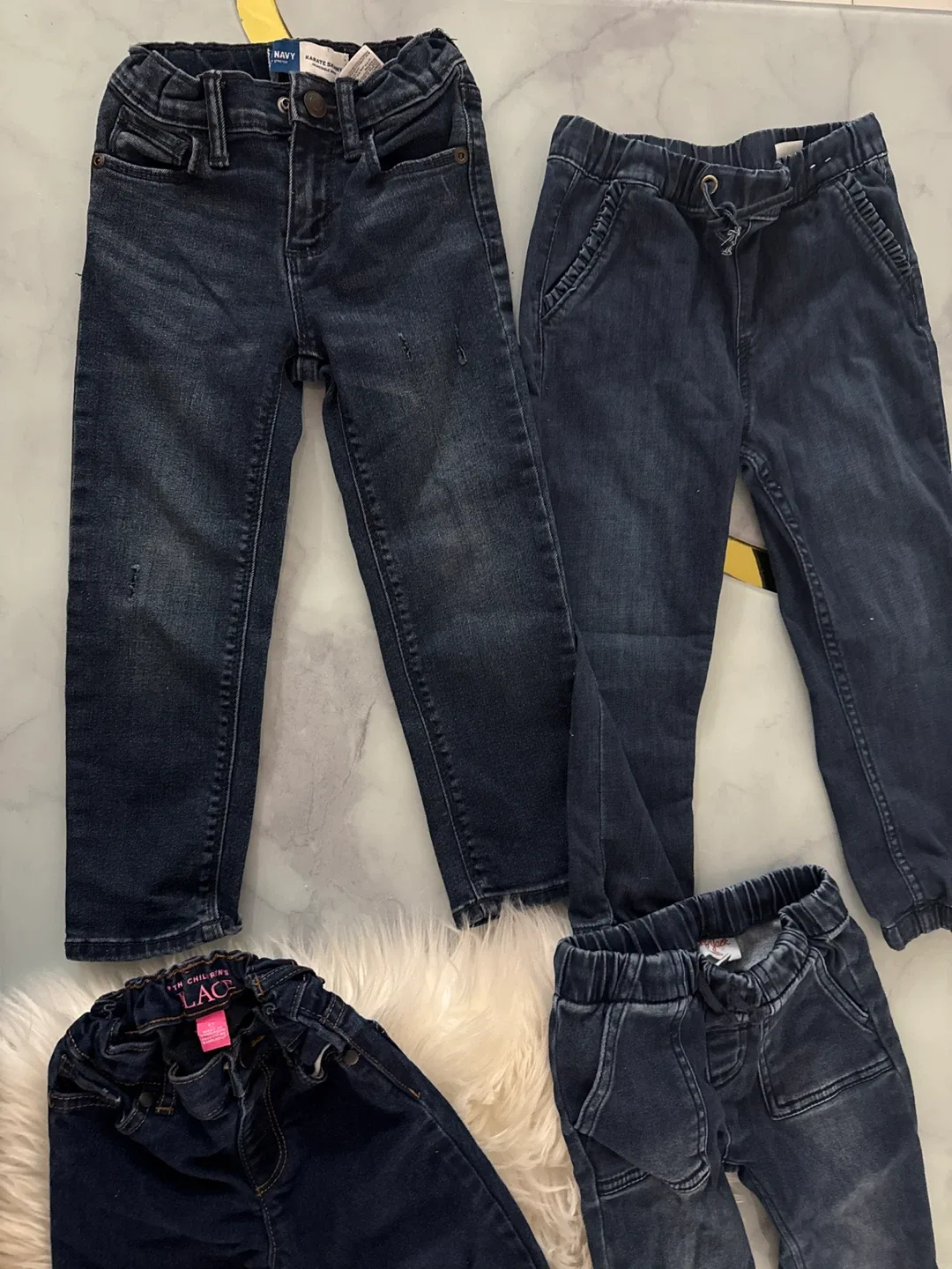 36 pieces  The Children's Place Jeans - Size 5T 4–6 image indicator(3)