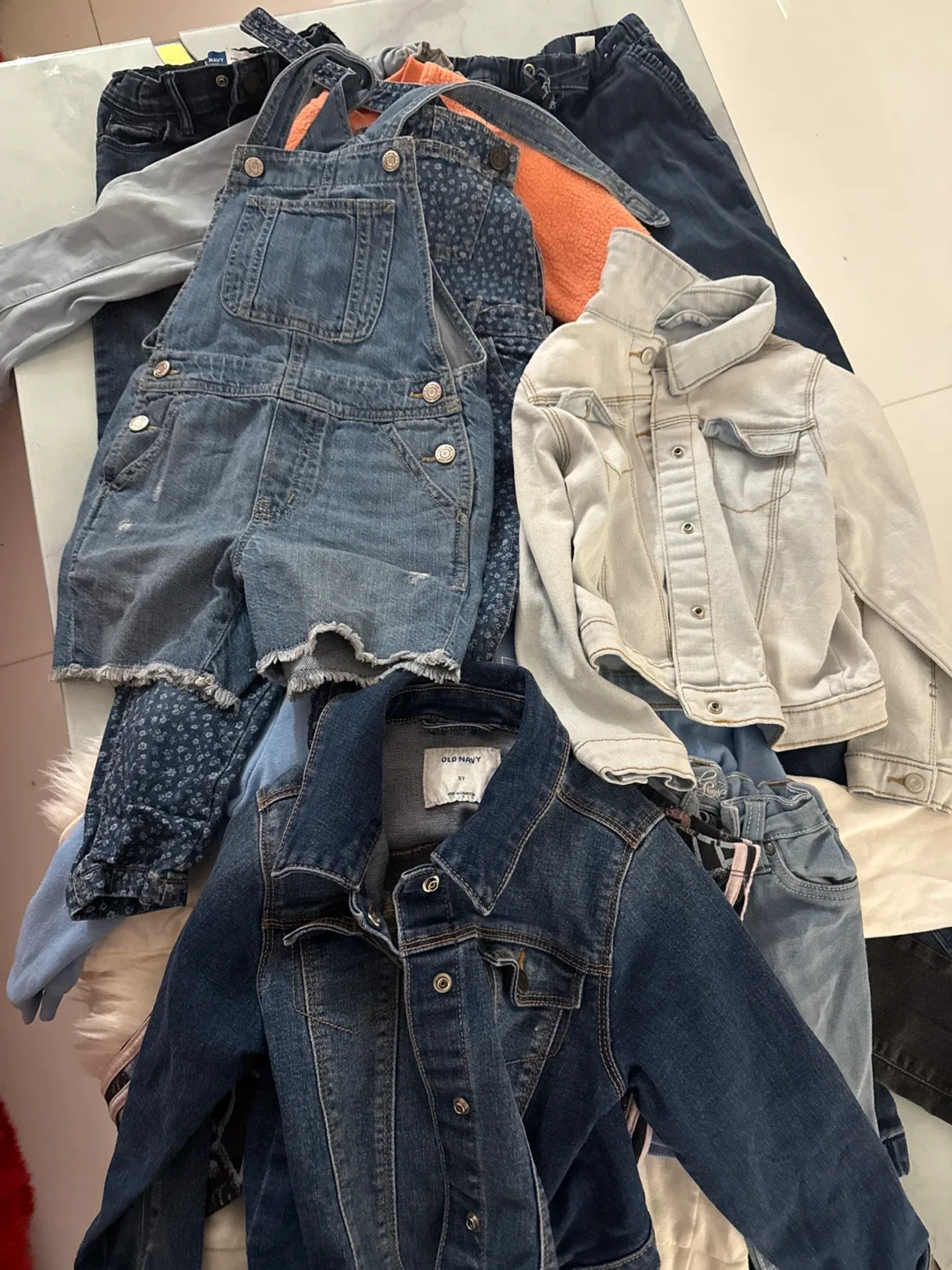 36 pieces  The Children's Place Jeans - Size 5T 4–6 image indicator(9)