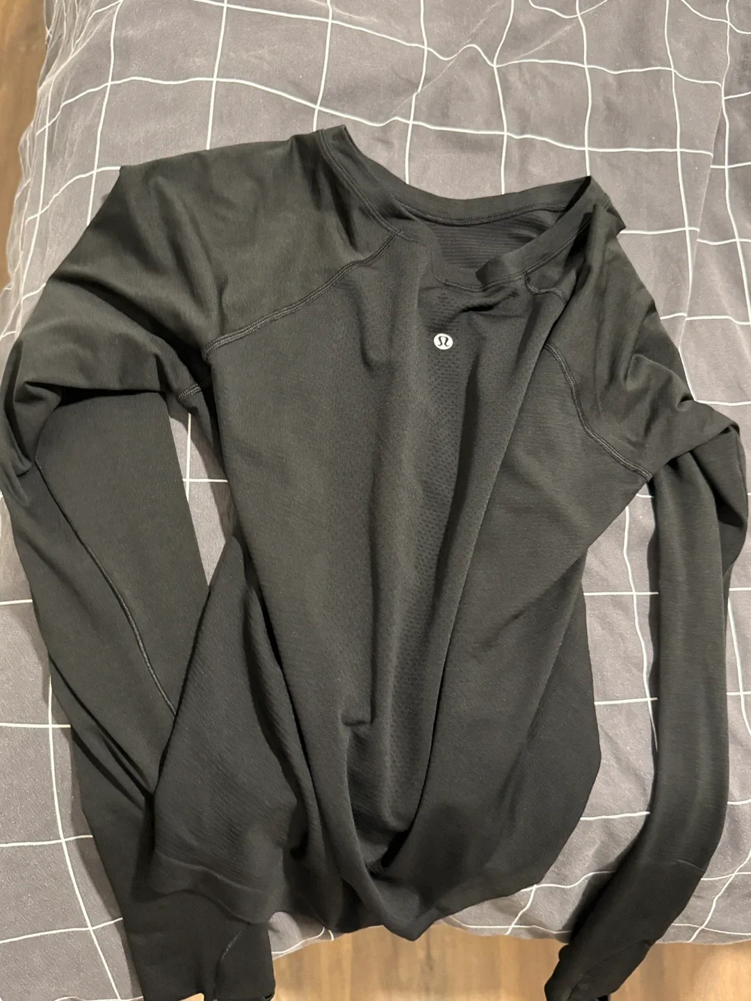 Lululemon Long Sleeve Top - Black L