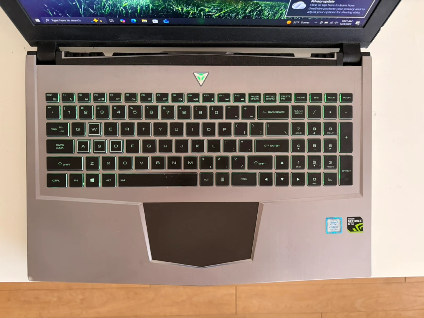 CyberpowerPC Tracer VII Slim Gaming Laptop - photo 2