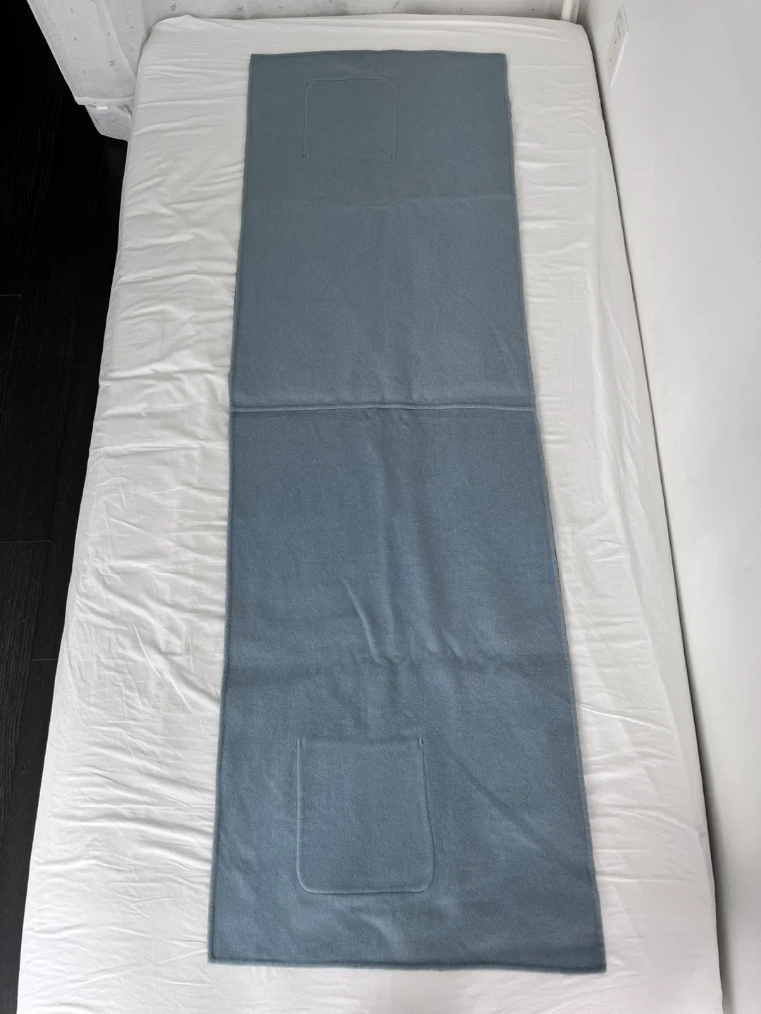 Reversible Shawl Wrap with Pockets - Wool felt-like fabric image indicator(3)