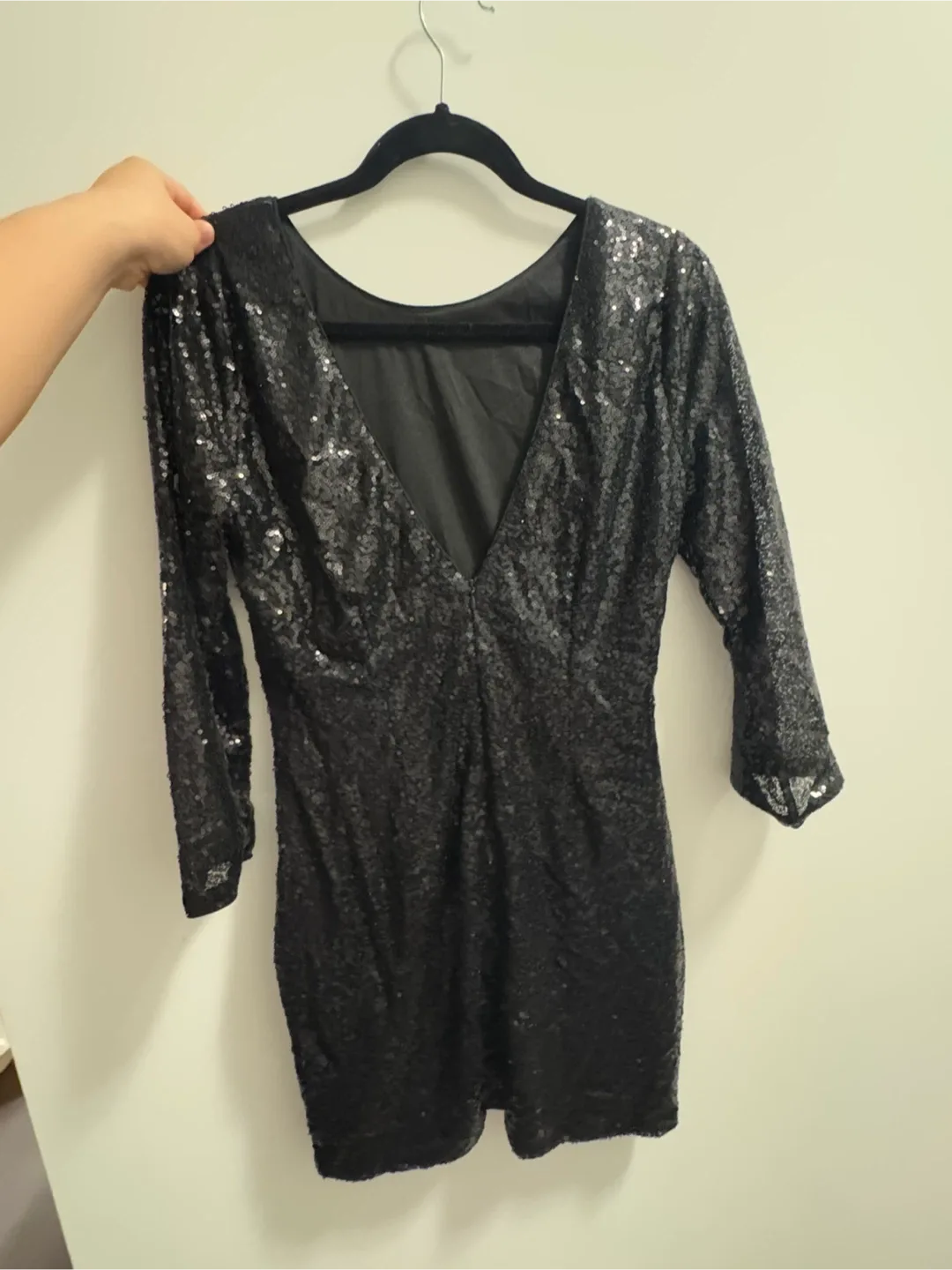 Tobi Black Sequin Mini Dress - M image indicator(3)
