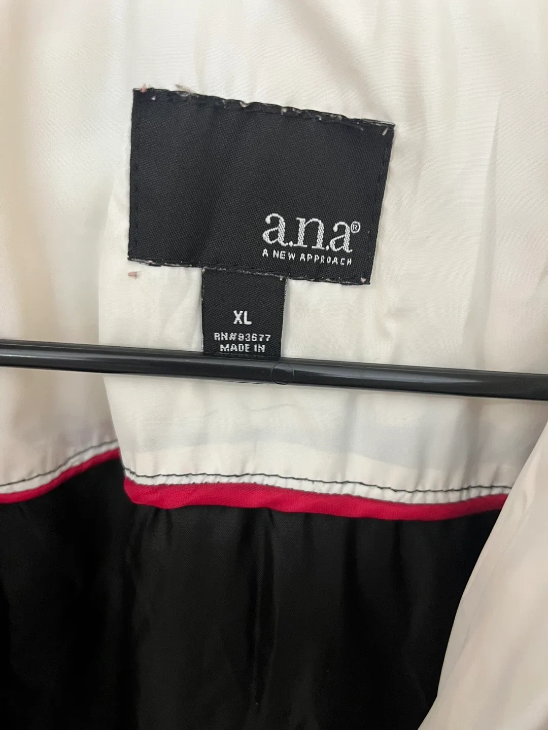 a.n.a White Puffer Jacket - XL image indicator(3)