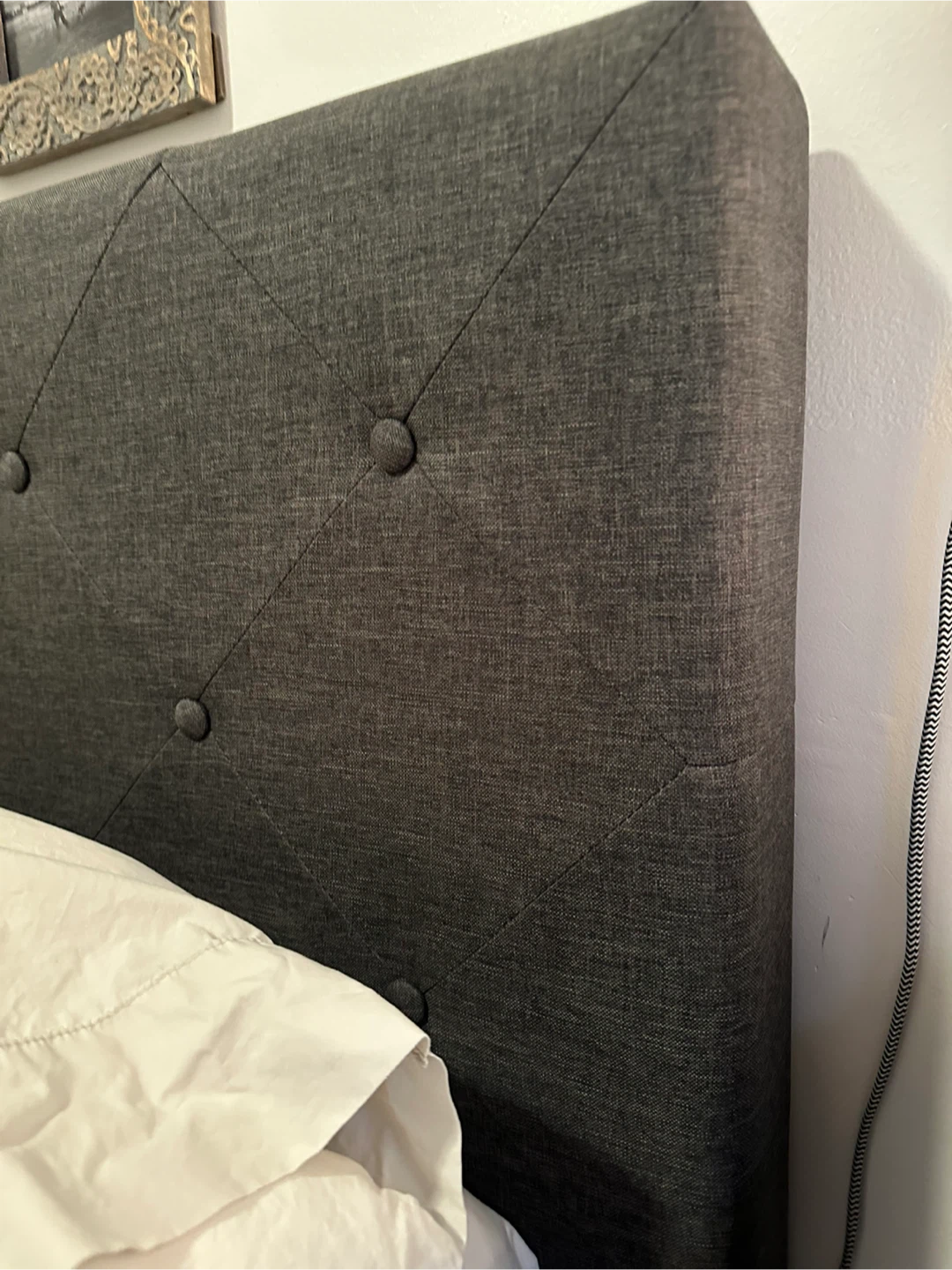 Queen Size Bed Frame - Mint Condition! - photo 3
