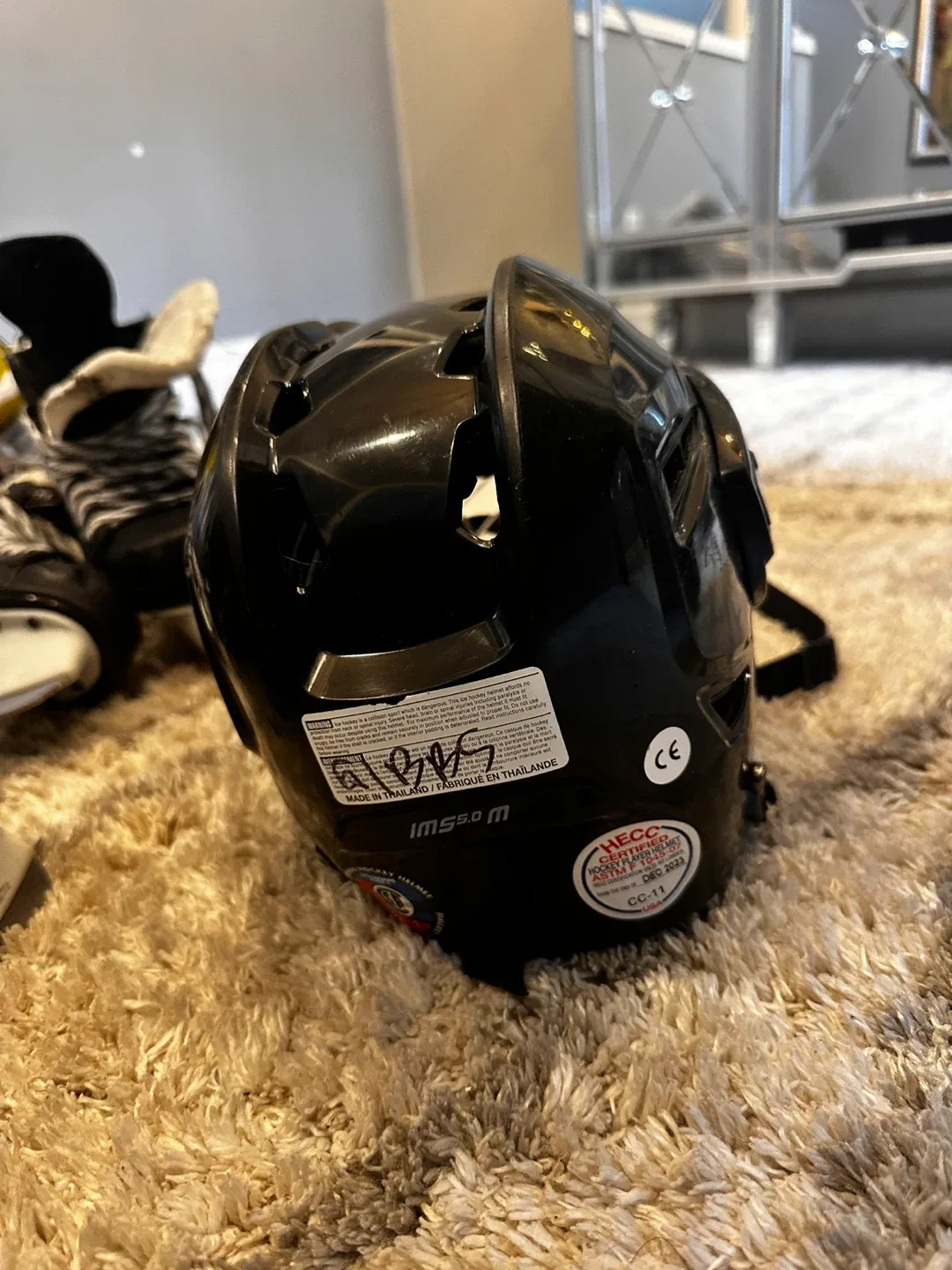 Bauer Hockey Helmet, Easton Gloves, CCM Tacks Skates image indicator(6)