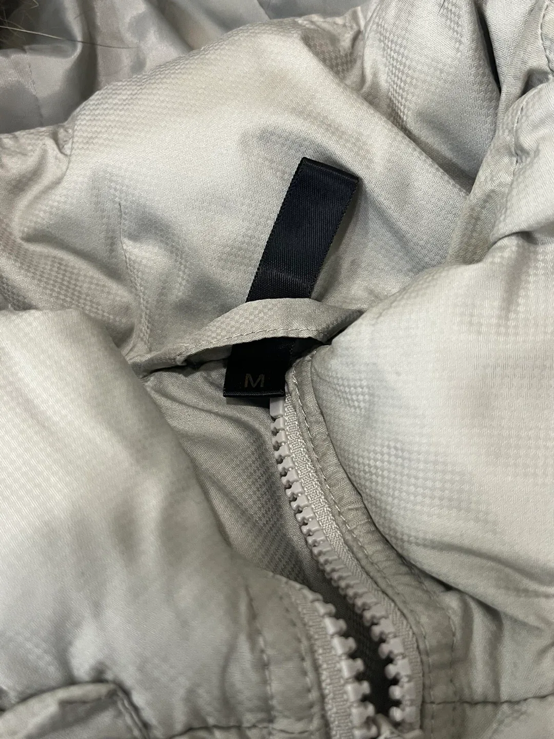 Puffer Coat with Fur Hood - Size M image indicator(5)