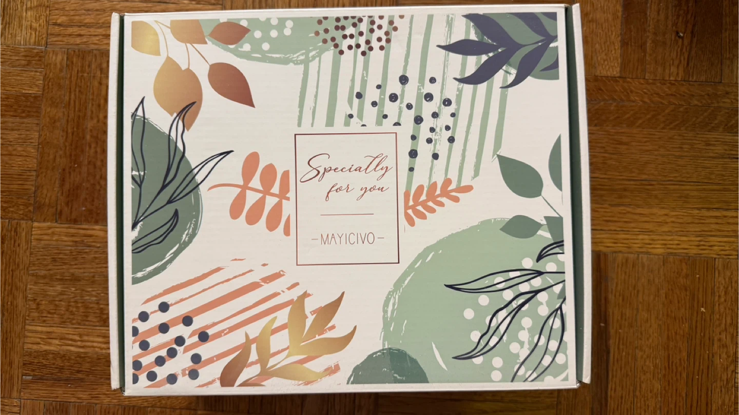 MAYICIVO Gift Set - New in Box