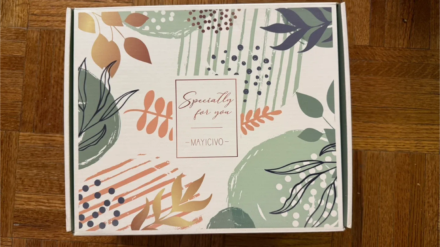 MAYICIVO Gift Set - New in Box