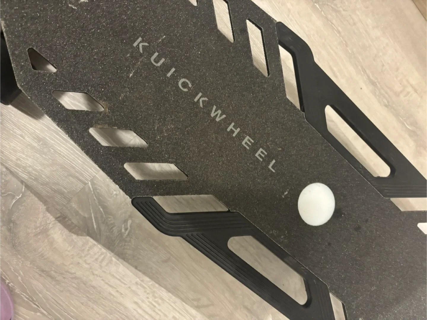 Kuickwheel Electric Skateboard image indicator(4)