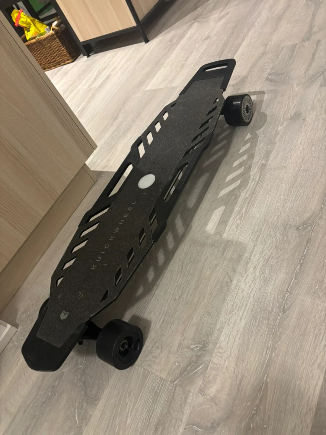 Kuickwheel Electric Skateboard image indicator(6)