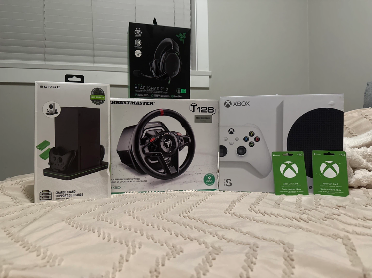 Xbox one S package.