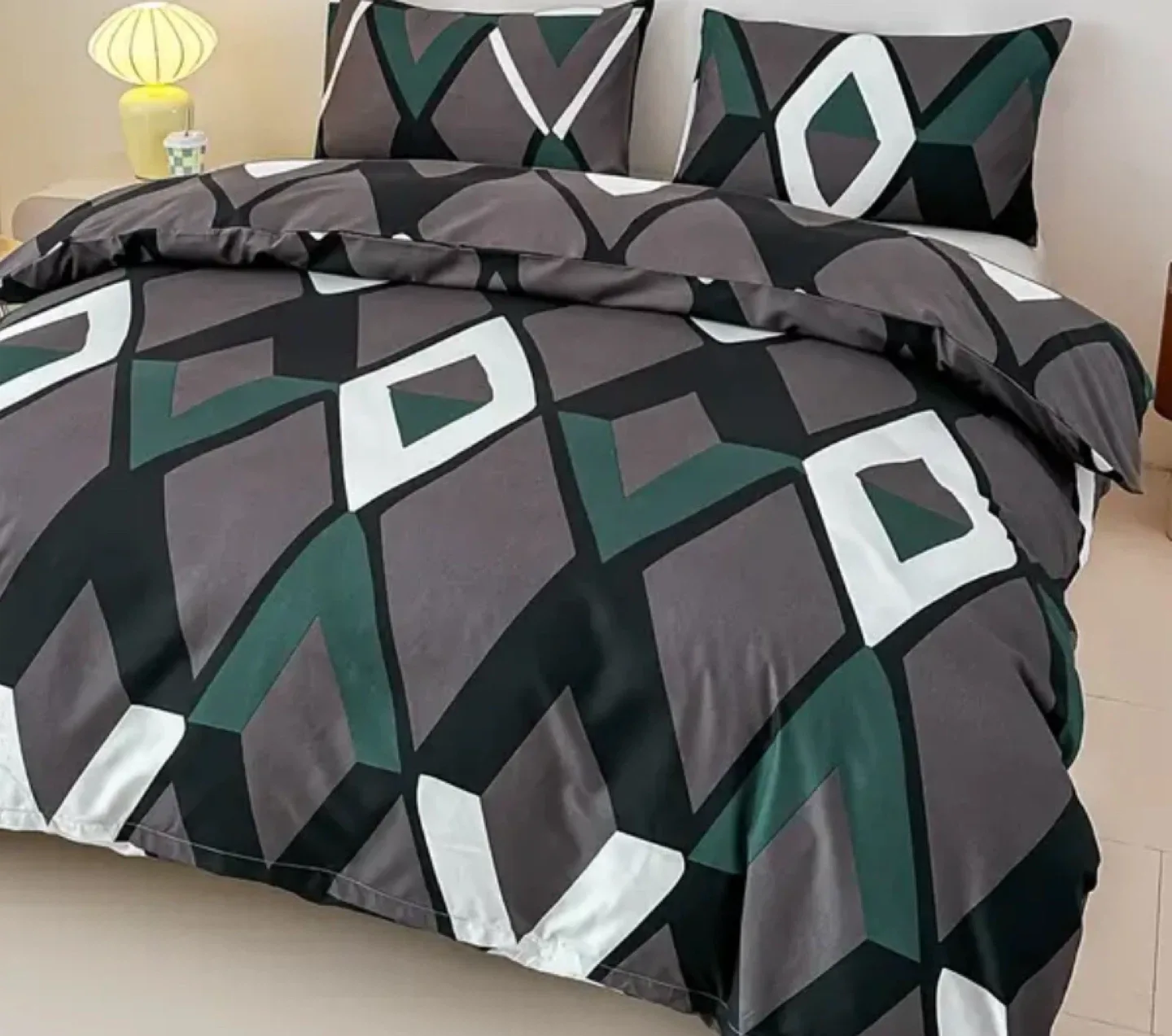 3 pieces Queen size duvet cover with pillowcases