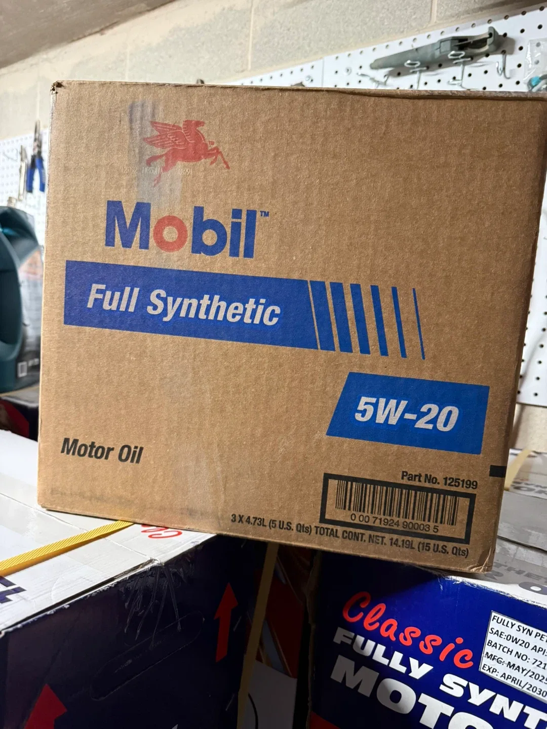 Mobil Full Synthetic 5W-20 Motor Oil - New