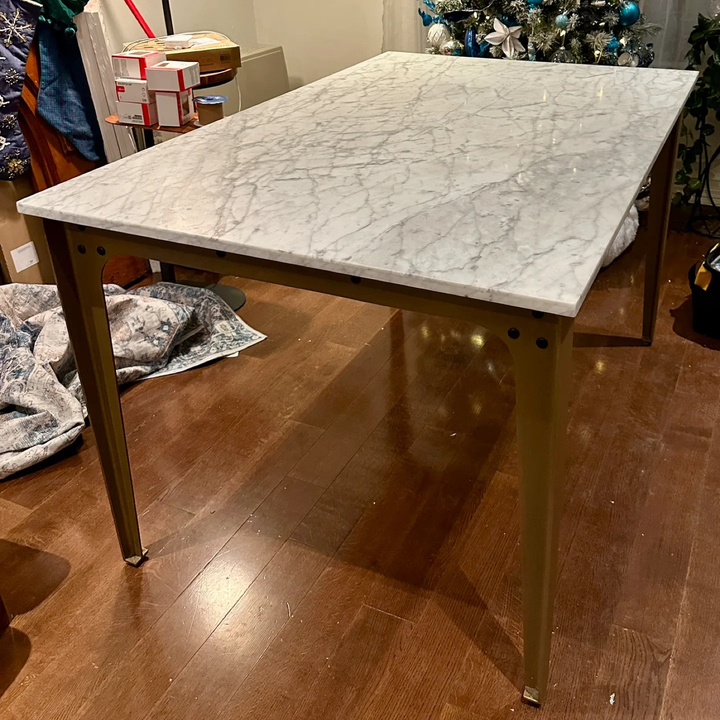 4-6 Person Marble Top Dining Table with brushed gold legs
