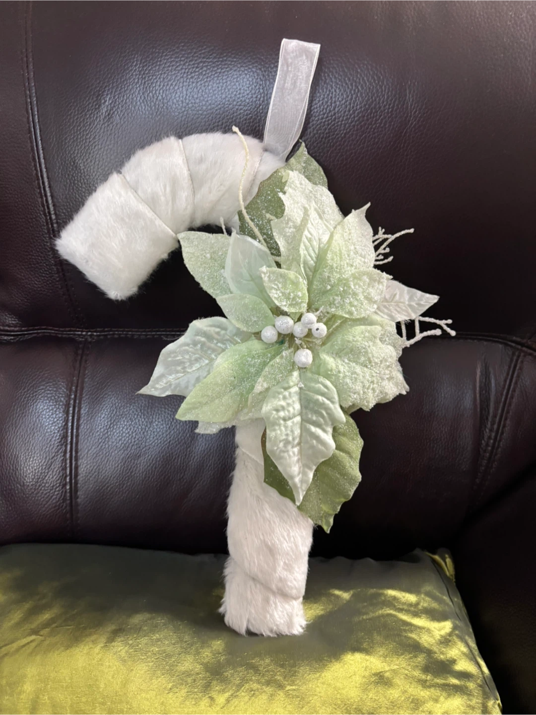 Christmas Candy Cane wreath Decoration - photo 2