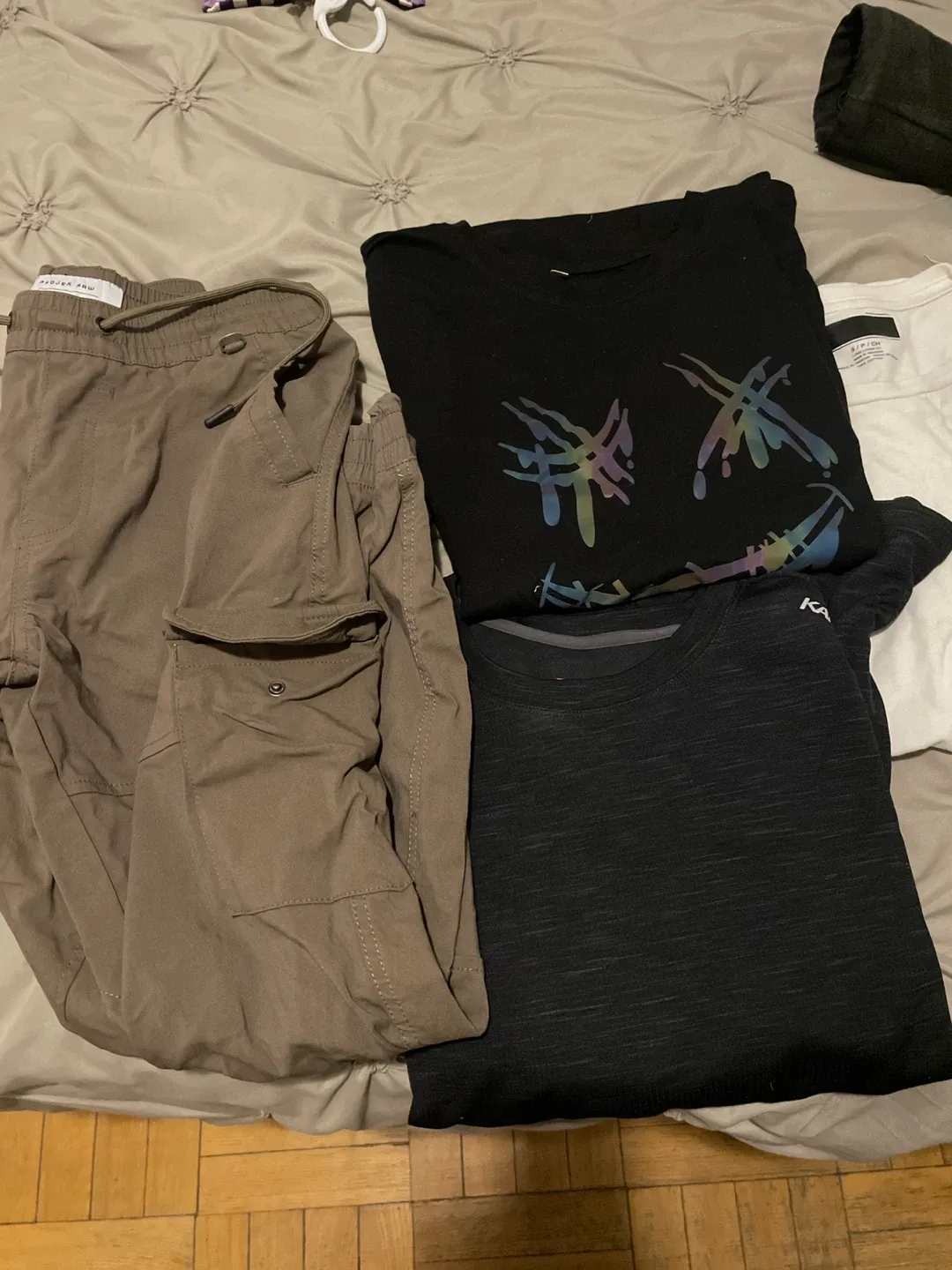 Men's Clothing Bundle - Jeans, Shorts, Shirts, Coat image indicator(4)