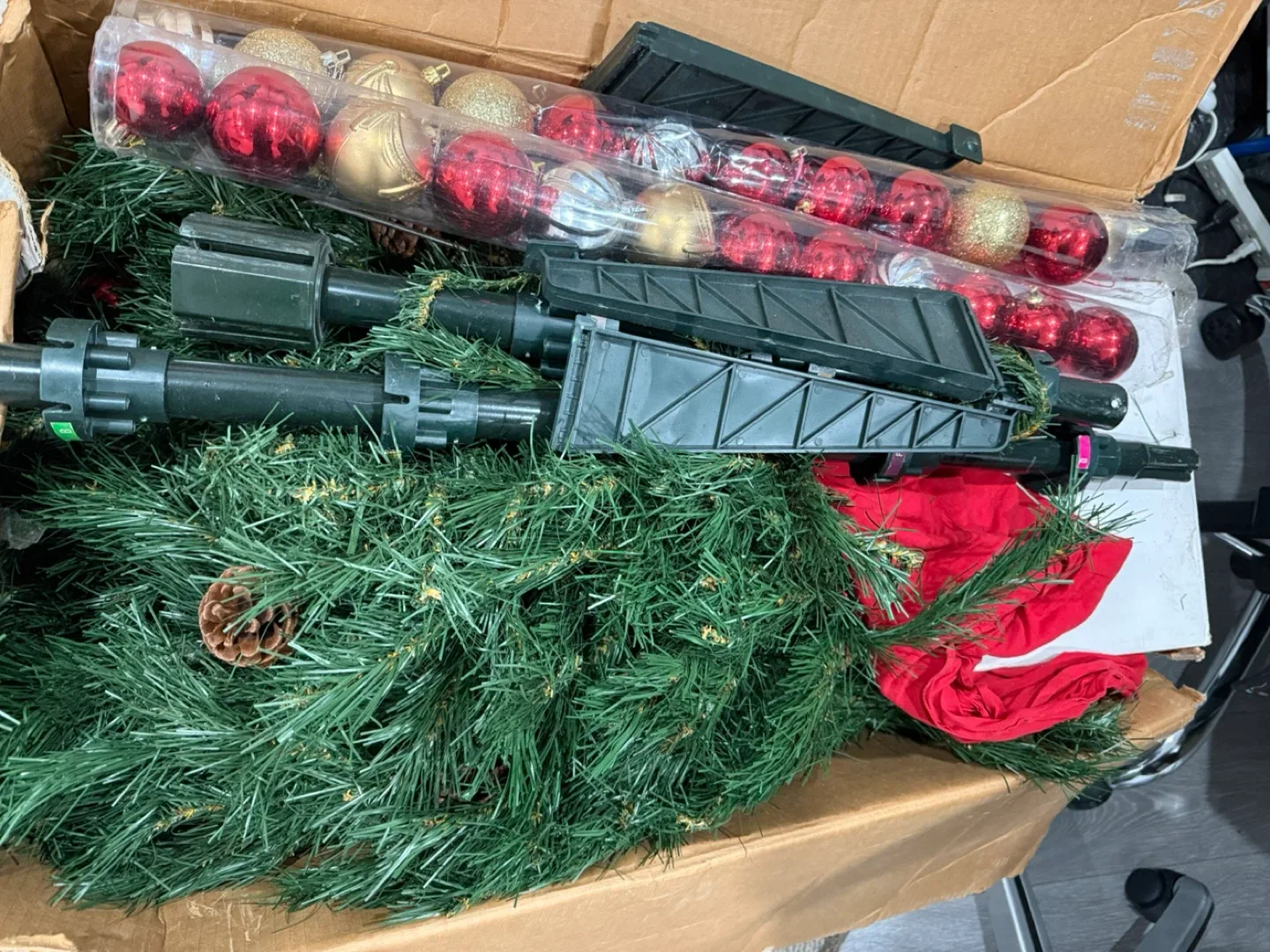 7ft Virginia Pine Christmas Tree with Ornaments