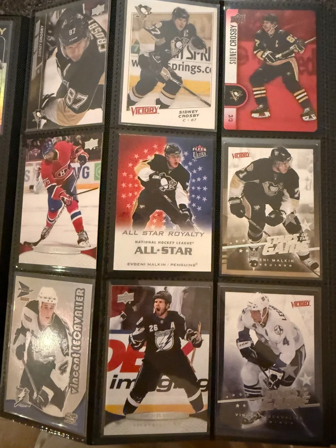 Hockey & Soccer Trading Cards image indicator(4)