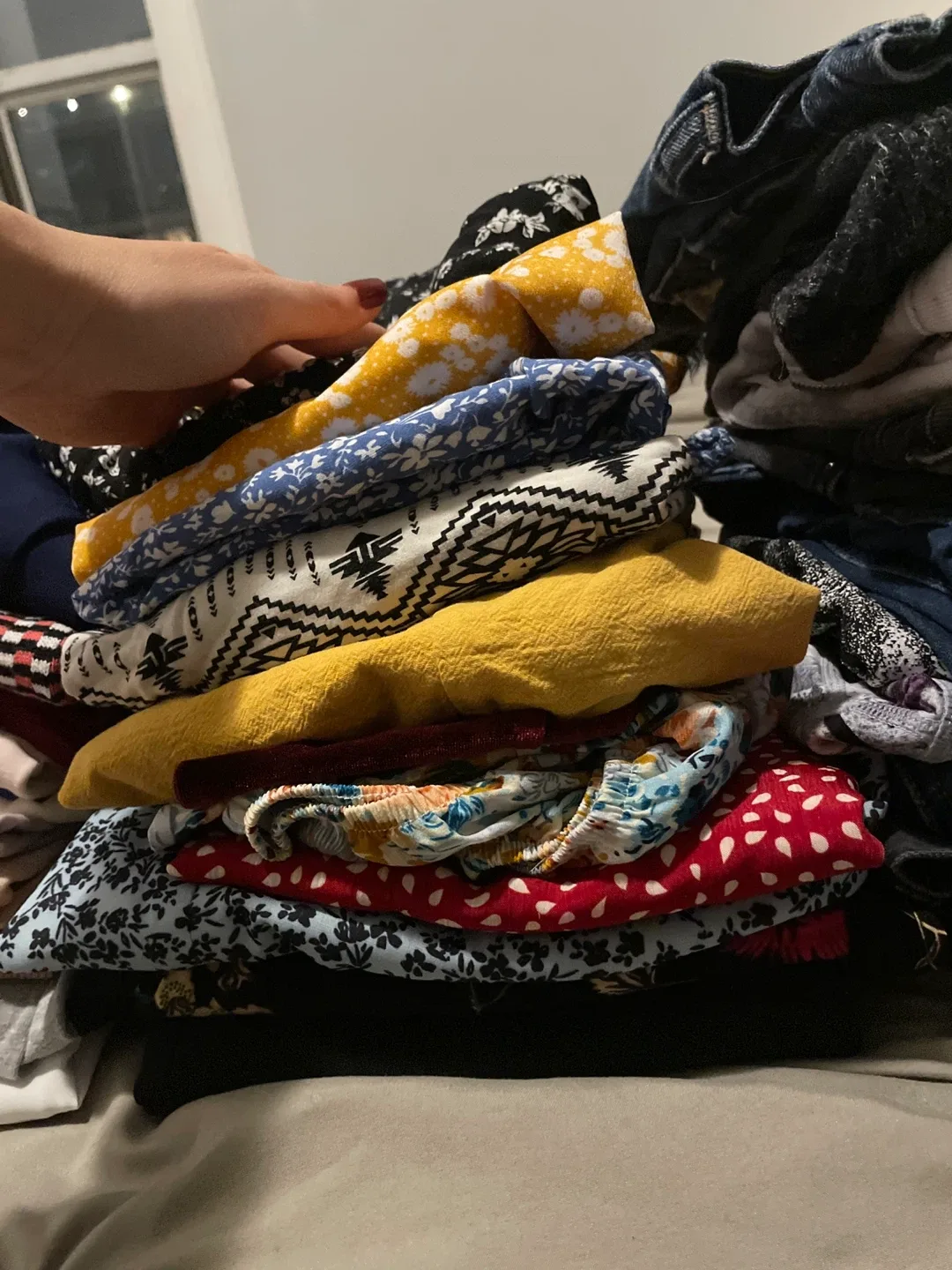 Mixed Lot Women's Clothing - Variety of Styles image indicator(4)