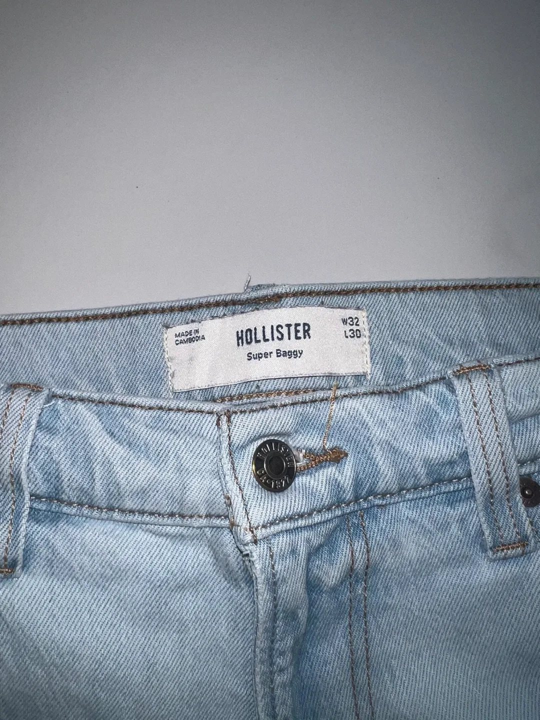 Hollister Super Baggy Jeans W32 L30 image indicator(2)