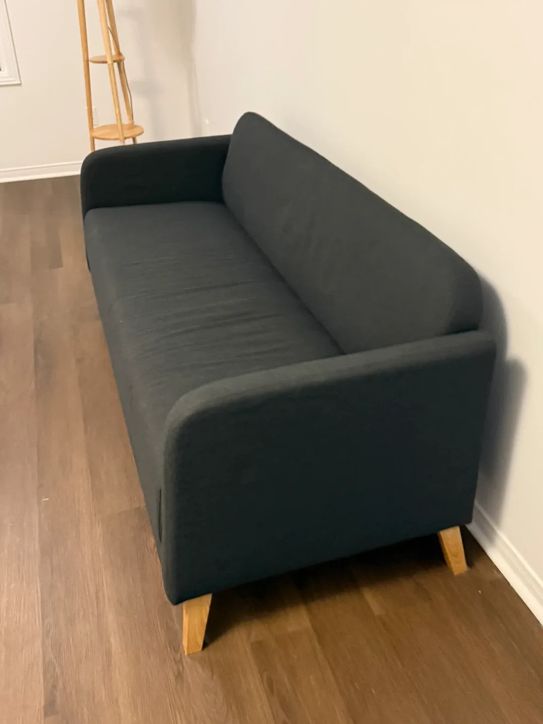 Black Sofa image indicator(2)