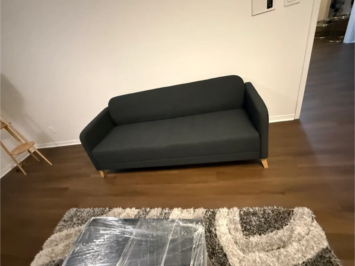 Black Sofa image indicator(5)