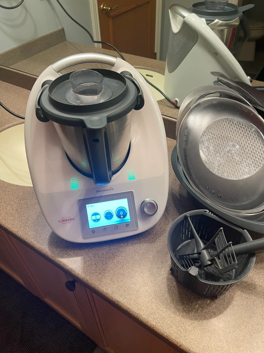 Thermomix TM4 Cooking Appliance image indicator(2)