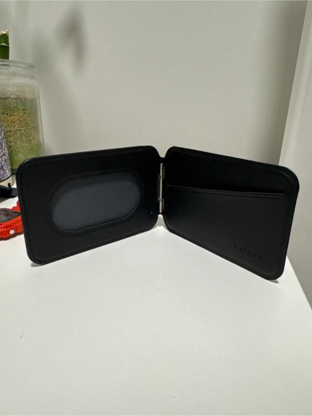 Satechi Magnetic Wallet Stand - Black image indicator(3)