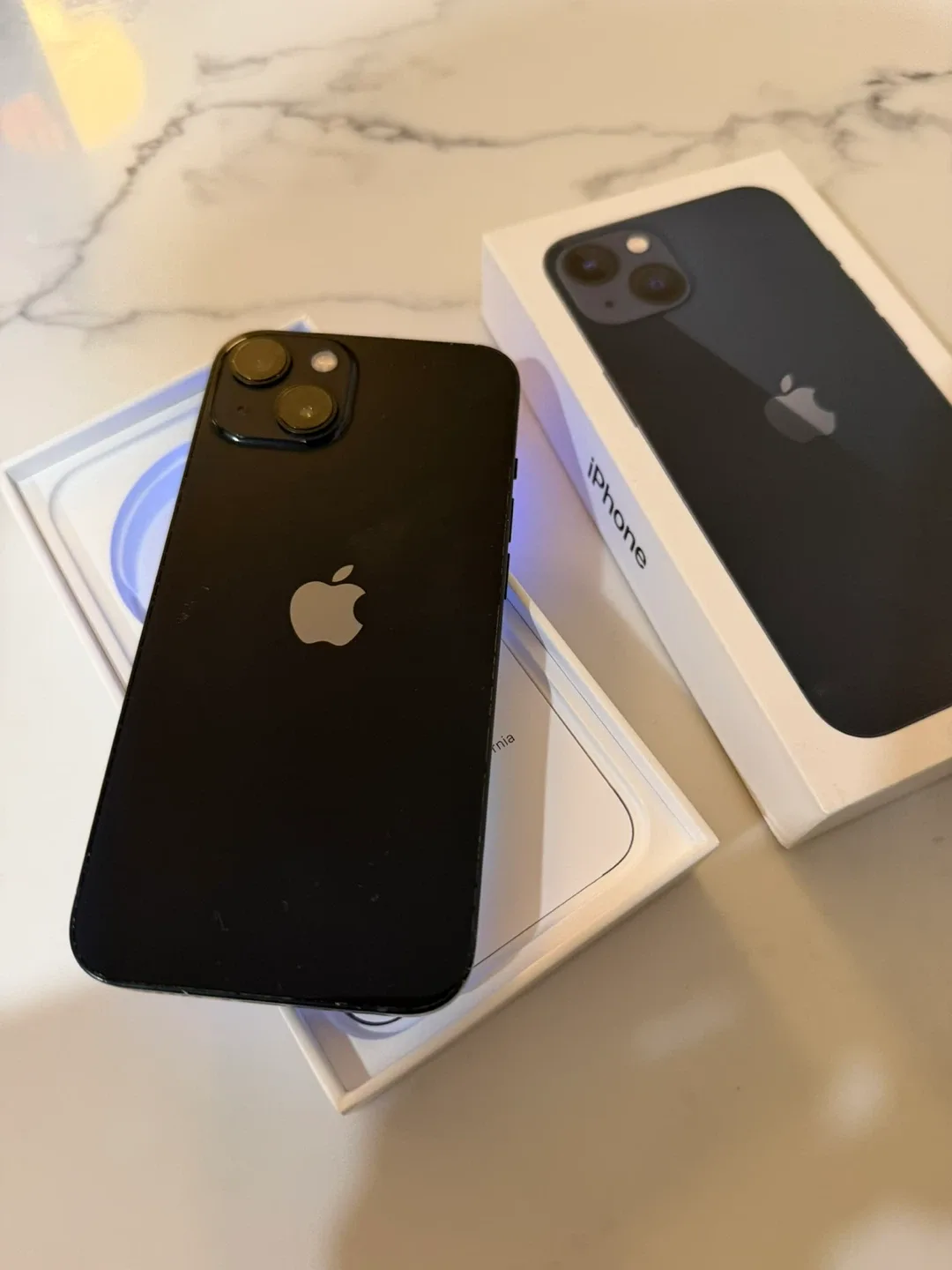 Like New iPhone 13 - Darl Blue image indicator(2)