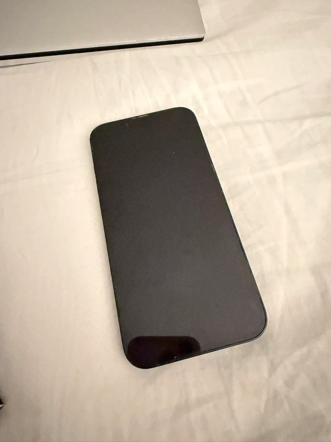 Like New iPhone 13 - Darl Blue image indicator(8)