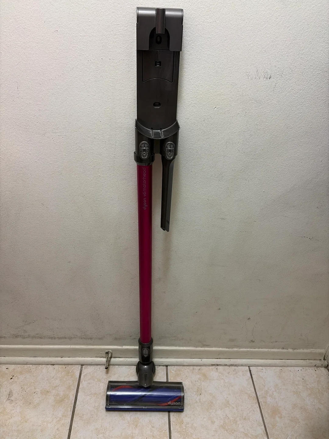 Accessories only - Dyson V8 Absolute.