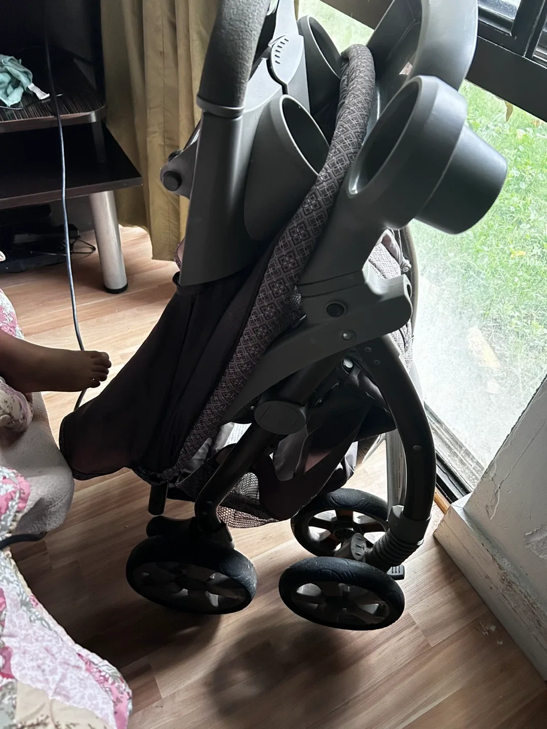 Eddie Bauer Stroller - Great Condition!