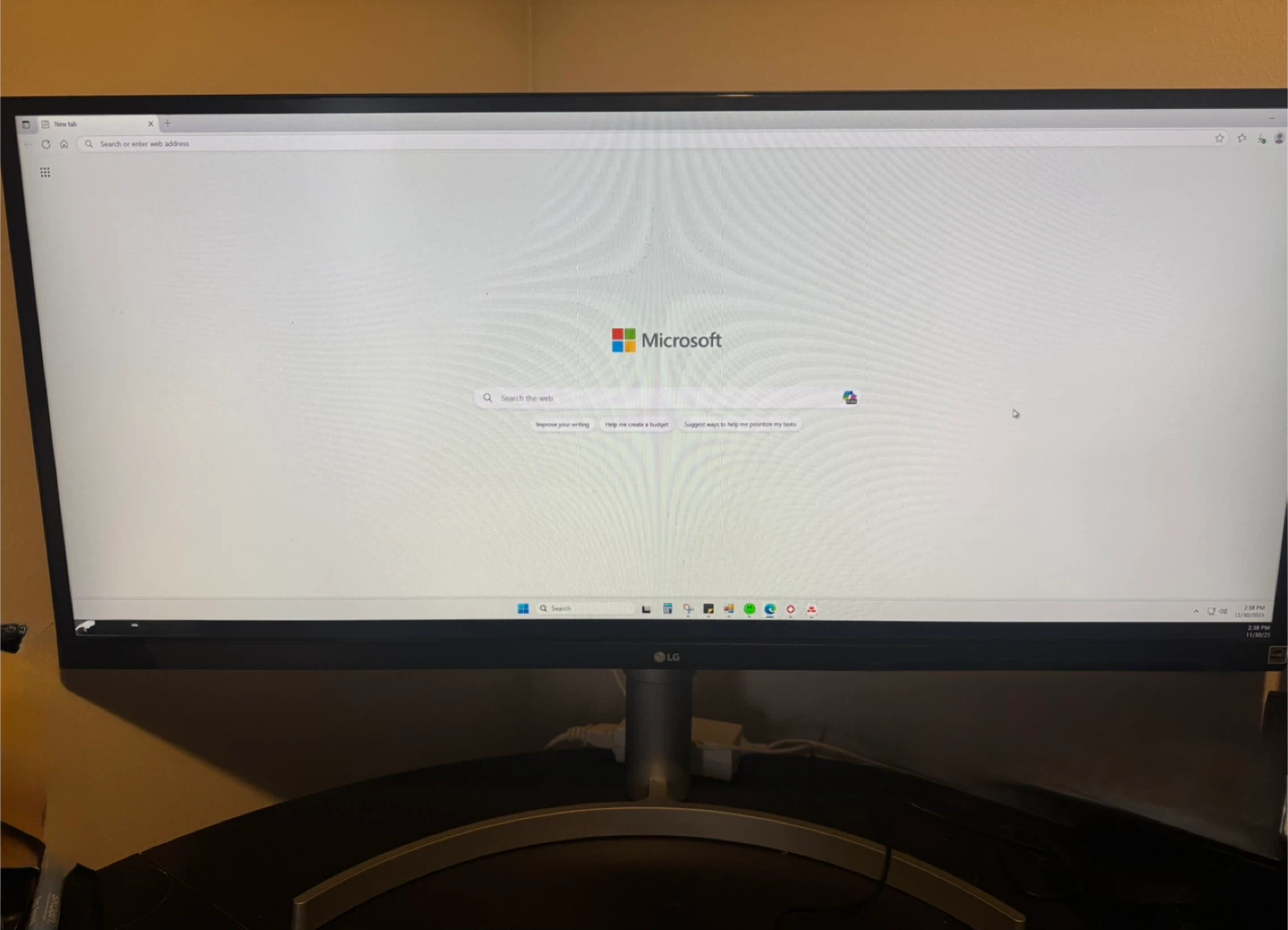 LG UltraWide Monitor - photo 3