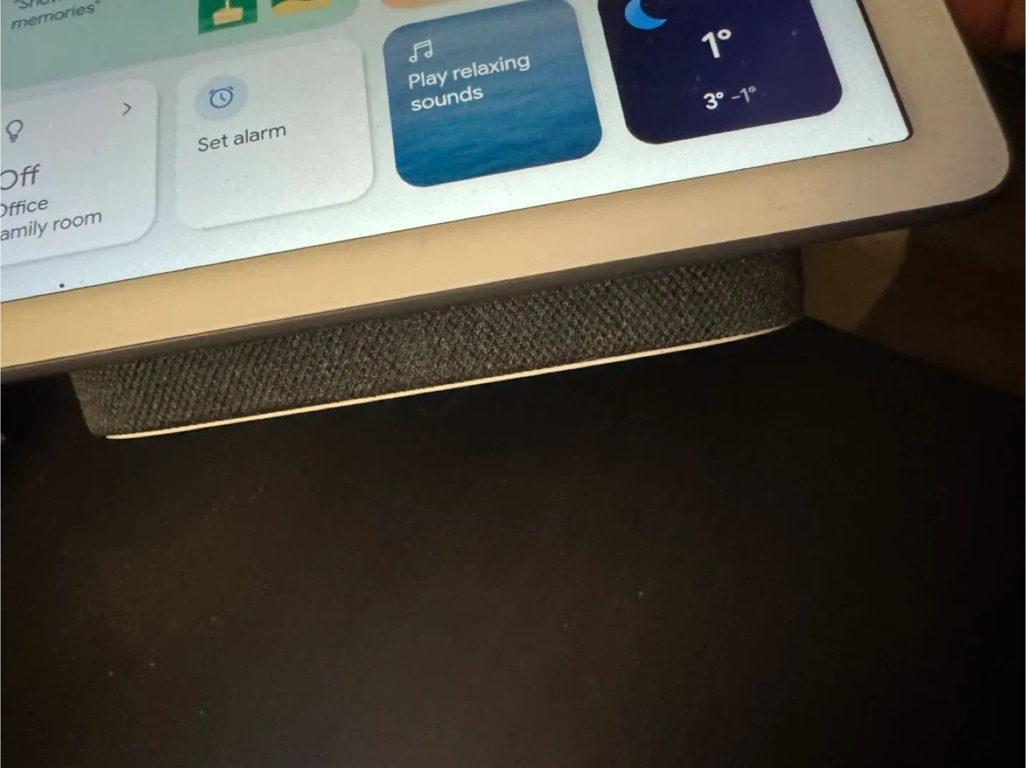 Google Nest Hub image indicator(2)