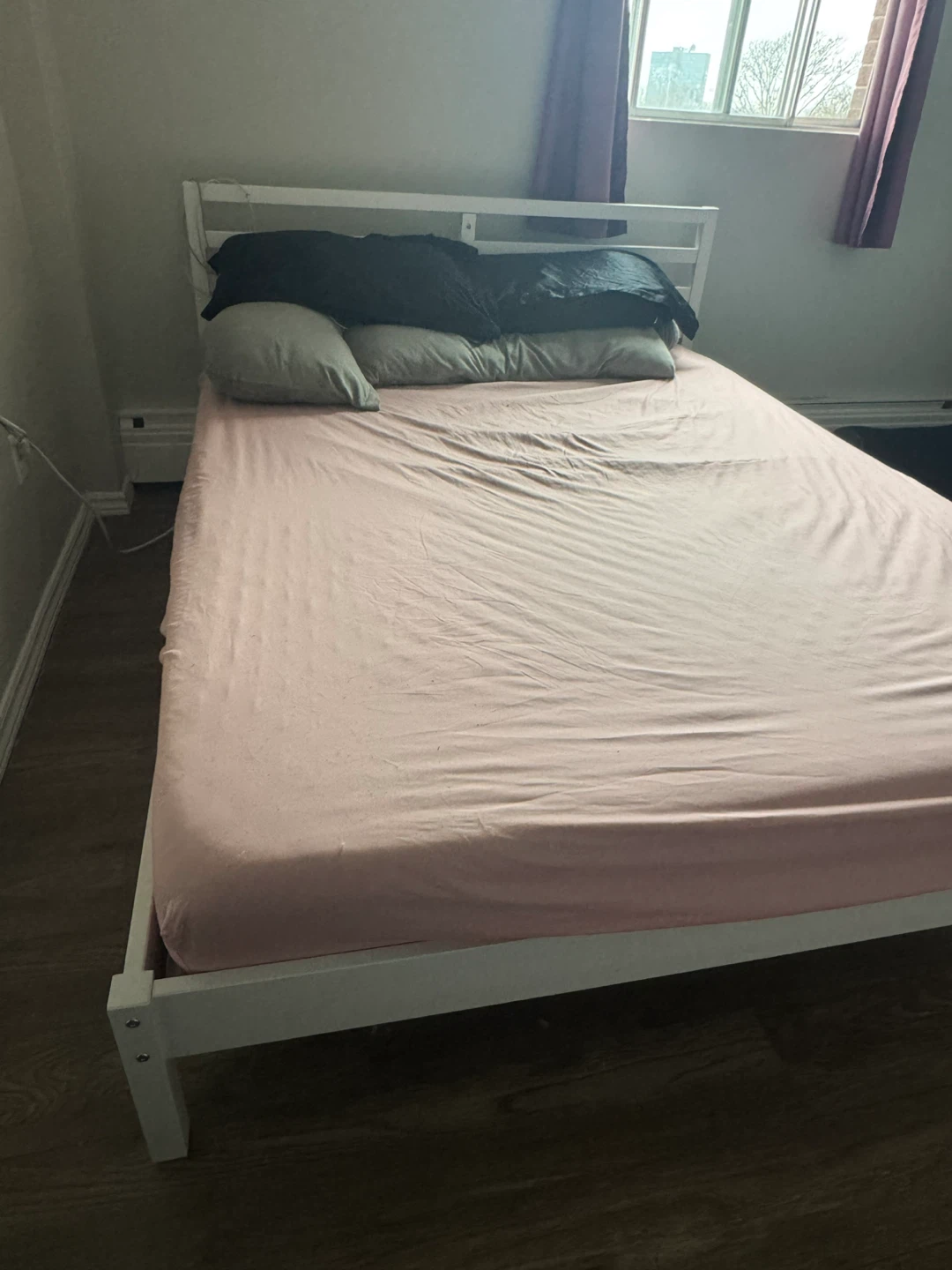 Queen Size Bed Frame + Mattress - photo 3