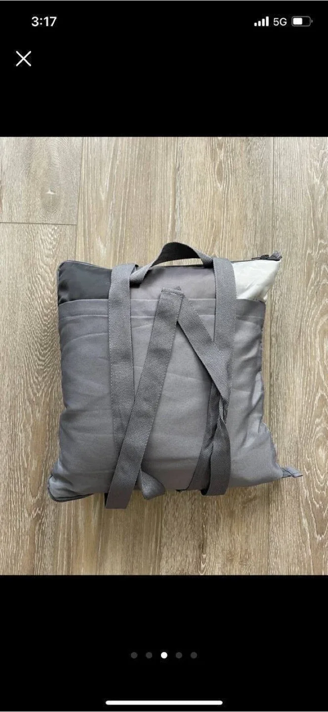 Foldable Picnic/Travel Blanket with Bag image indicator(3)