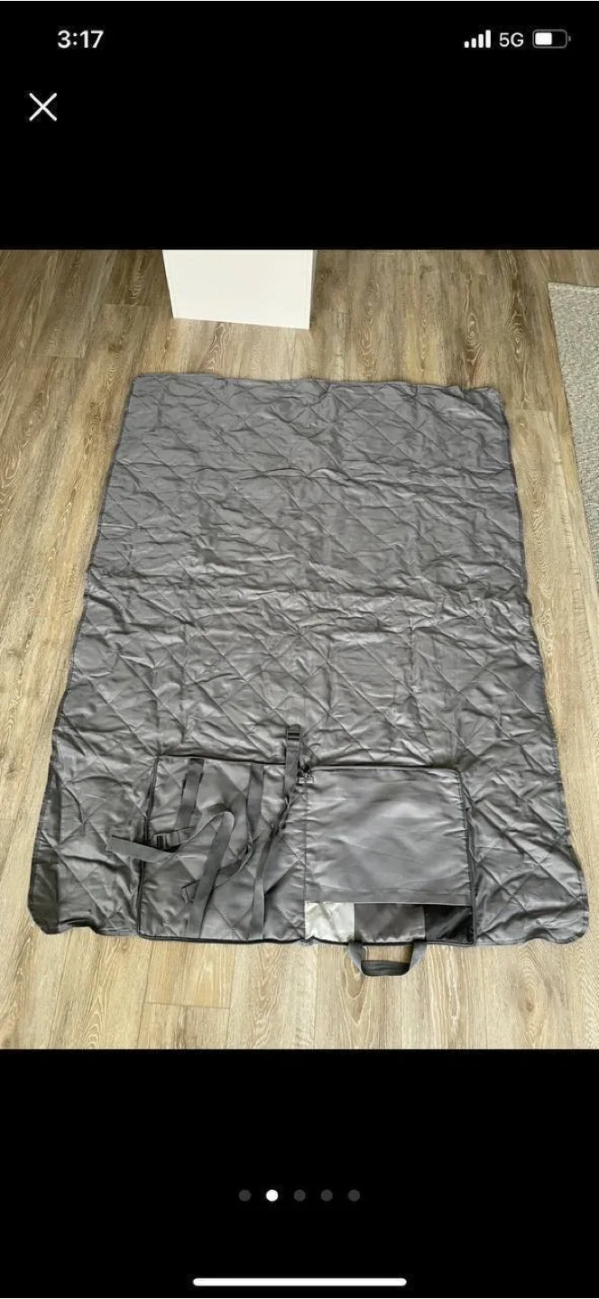 Foldable Picnic/Travel Blanket with Bag image indicator(4)